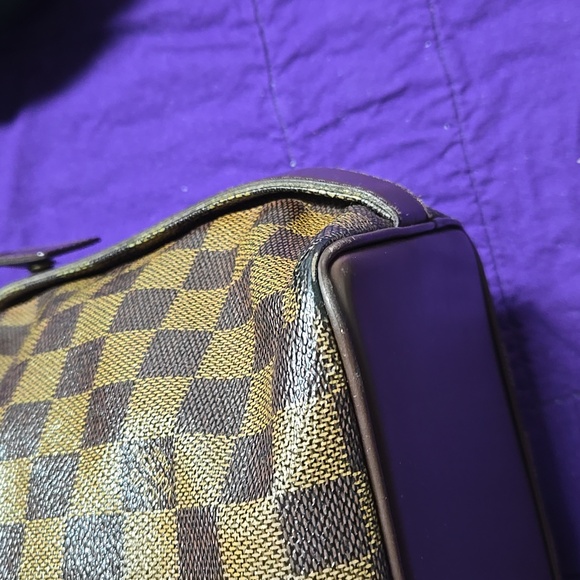 AUTHENTIC LOUIS VUITTON DAMIER EBENE CHELSEA SHOULDER BAG - Picture 5 of 14